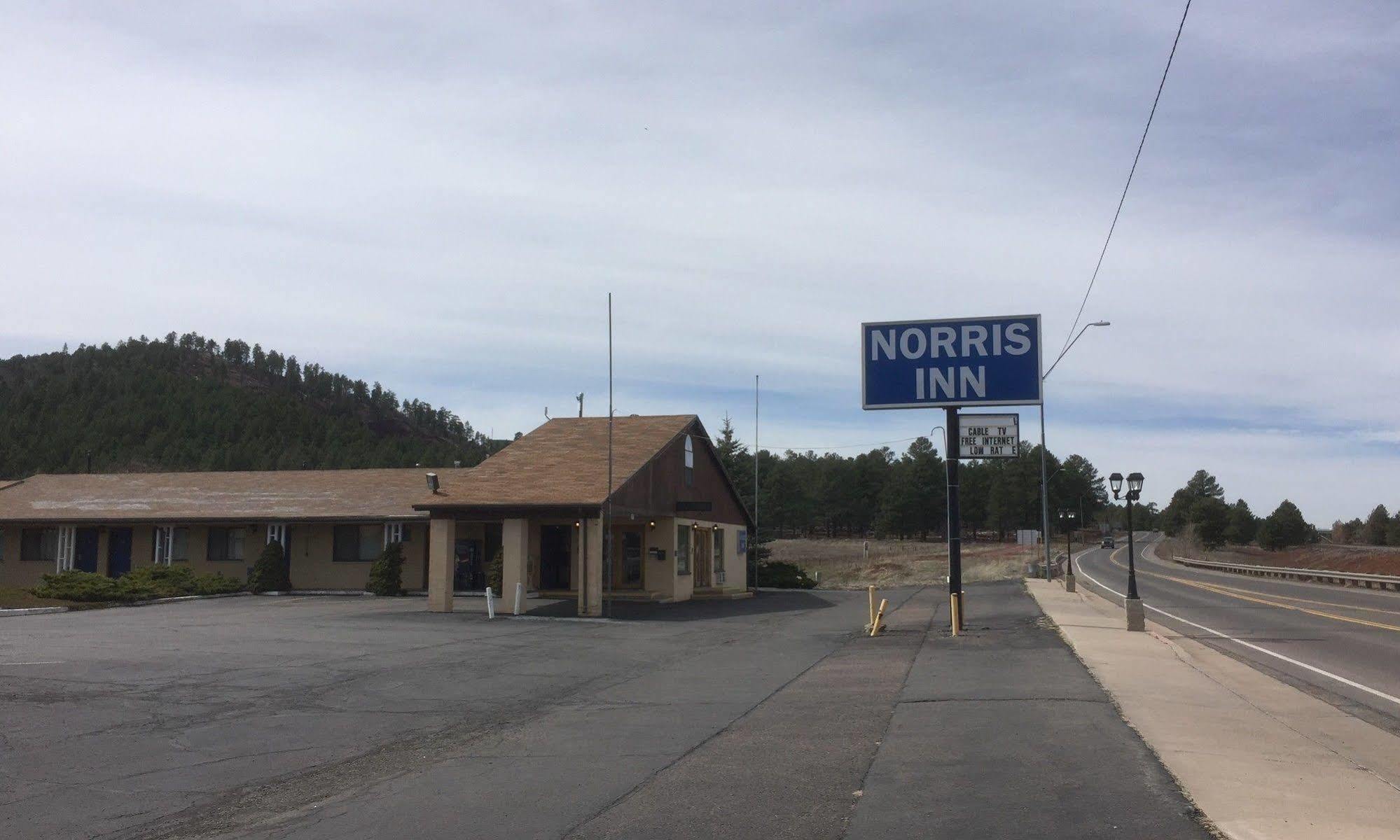 Super 8 By Wyndham Williams West Route 66 - Grand Canyon Area Exterior photo